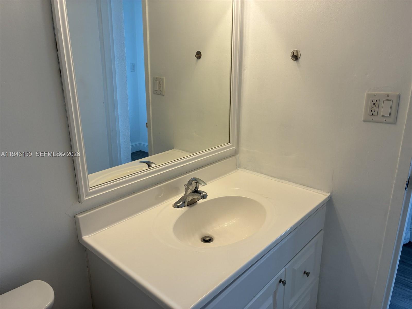 Miami Beach FL 33139 - A11943150