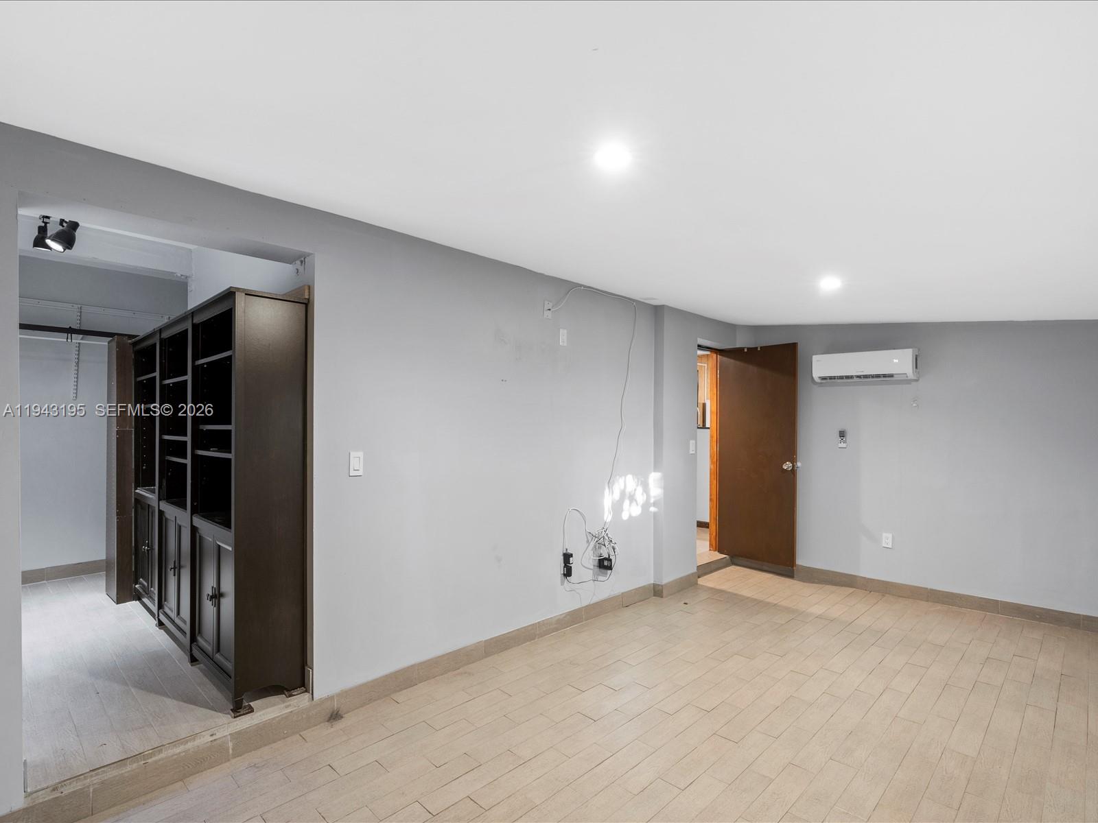 8840 SW 50th Ter, Miami FL 33165