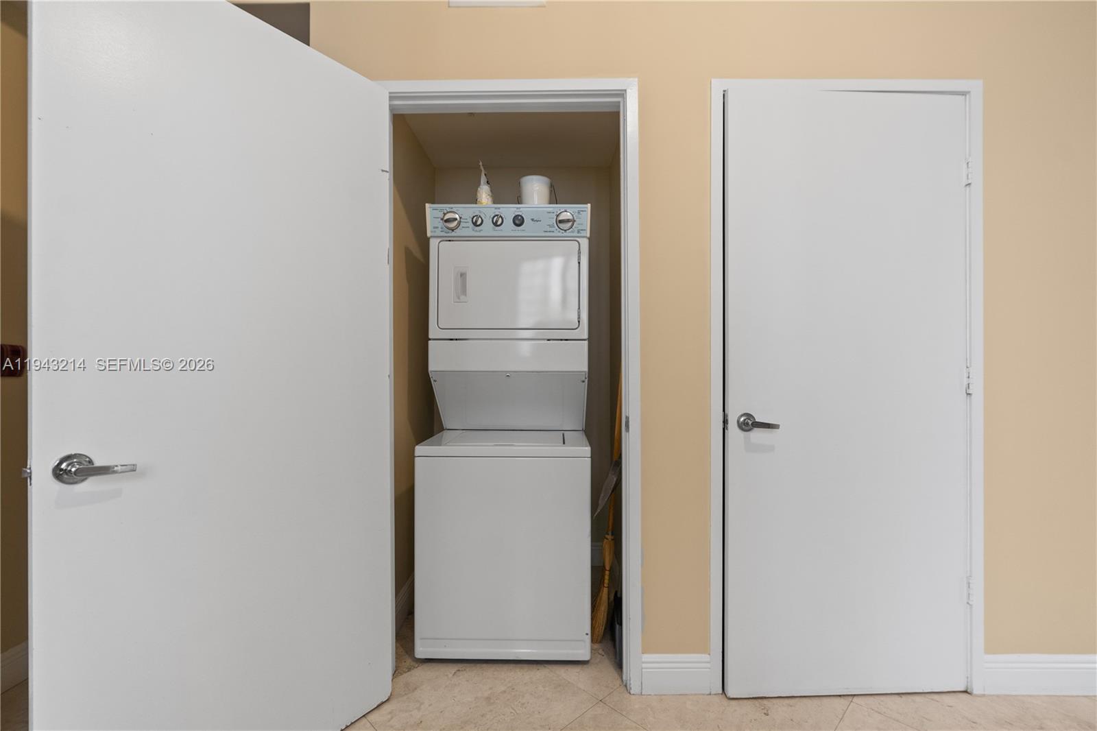 16275 Collins Ave #902, Sunny Isles Beach FL 33160