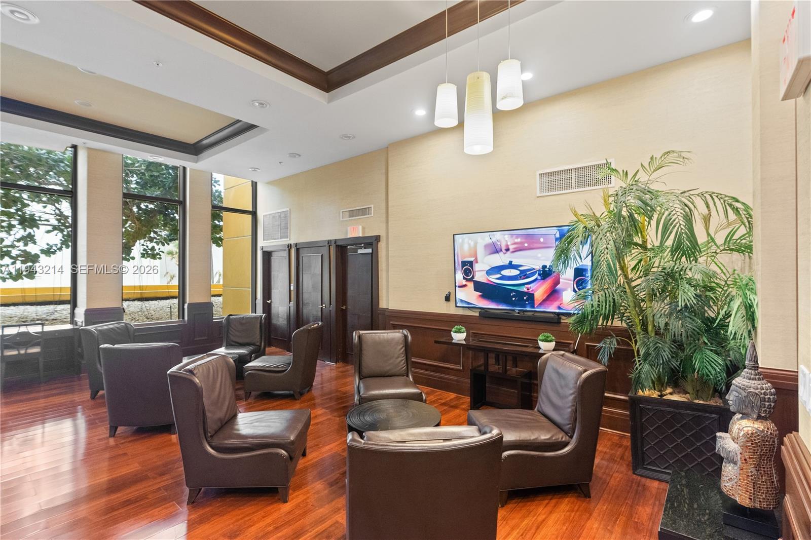 16275 Collins Ave #902, Sunny Isles Beach FL 33160