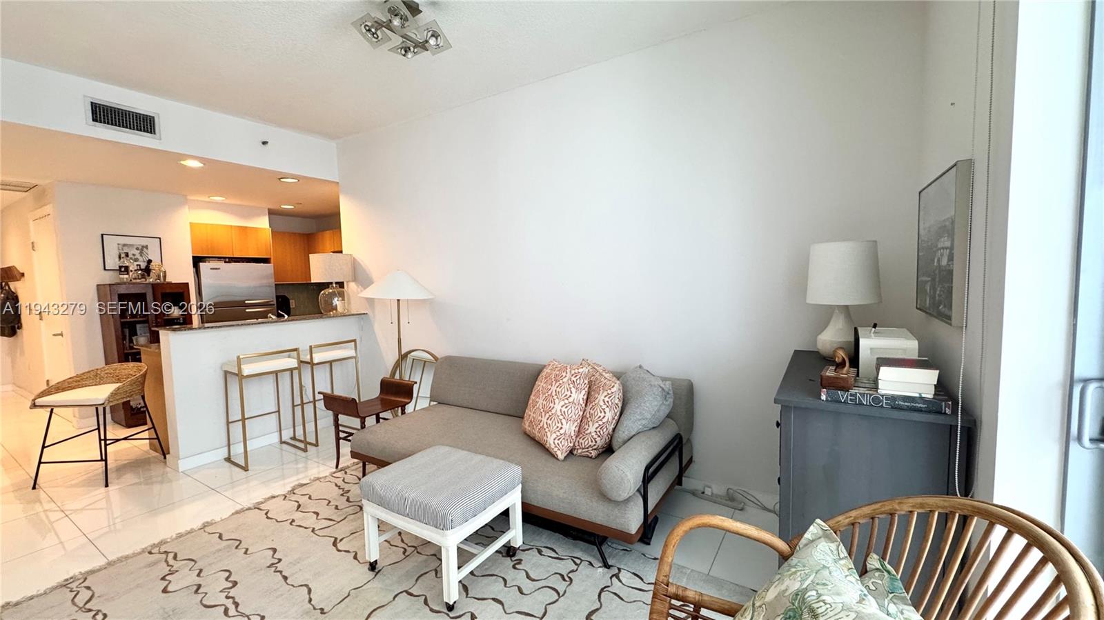 1050 Brickell Ave #3206, Miami FL 33131