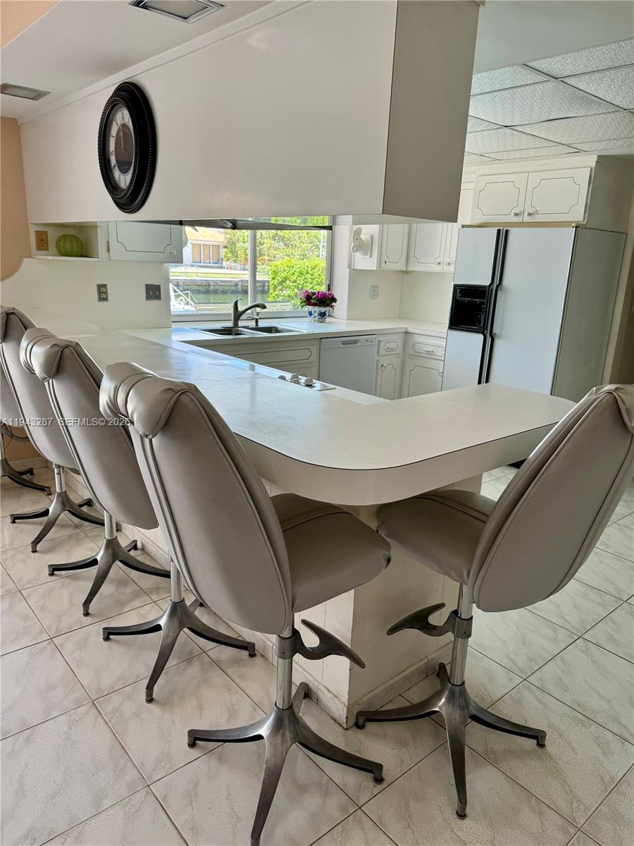 3440 NE 170th St, North Miami Beach FL 33160