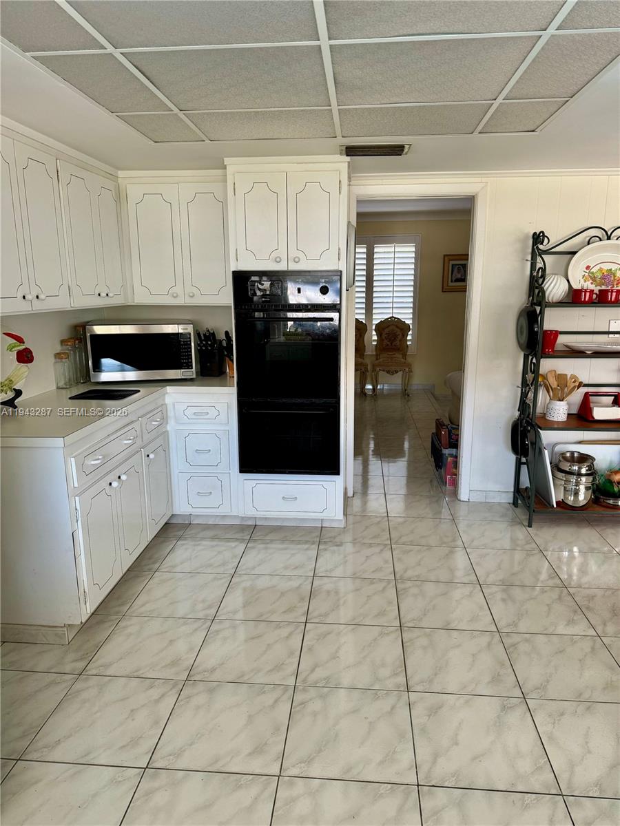 3440 NE 170th St, North Miami Beach FL 33160