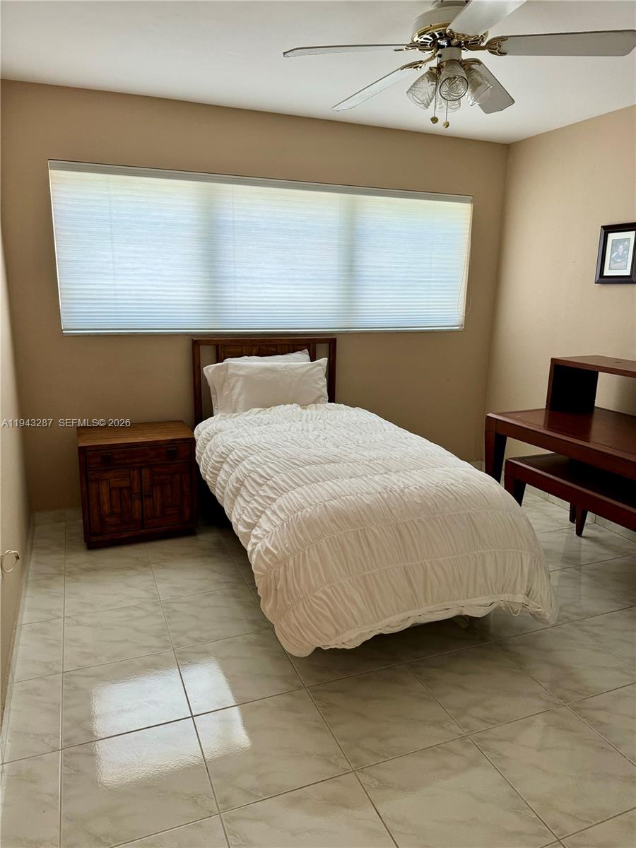 3440 NE 170th St, North Miami Beach FL 33160
