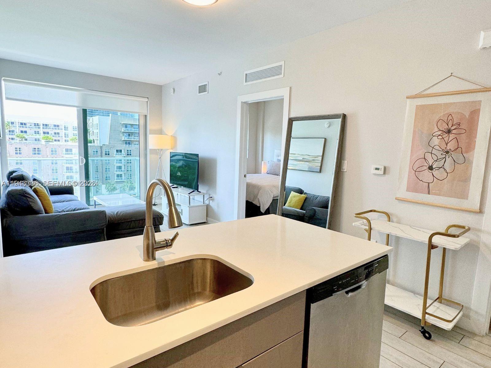 321 NE 26th St #706, Miami FL 33137