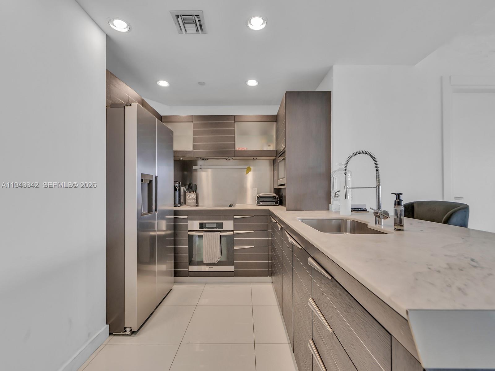 200 Biscayne Boulevard Way #3603, Miami FL 33131