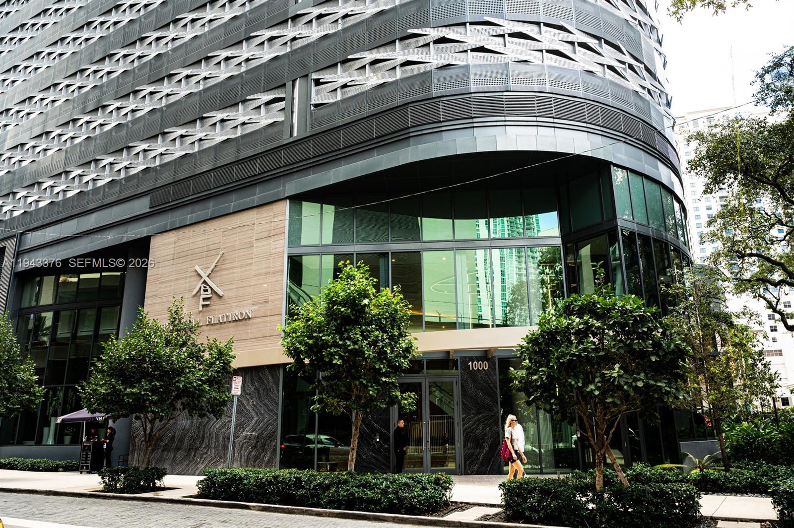1000 Brickell Plz #1806, Miami FL 33131