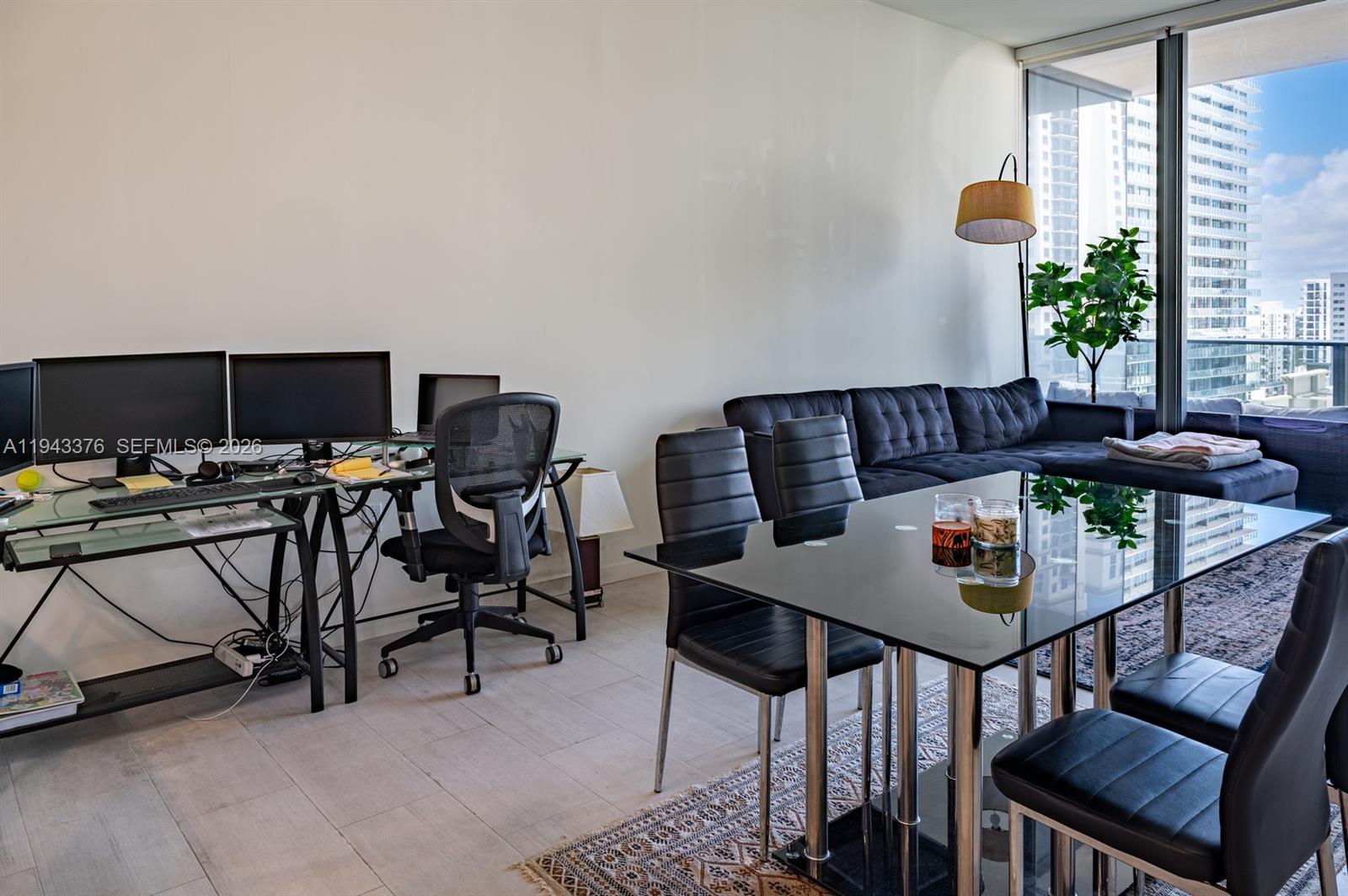 1000 Brickell Plz #1806, Miami FL 33131