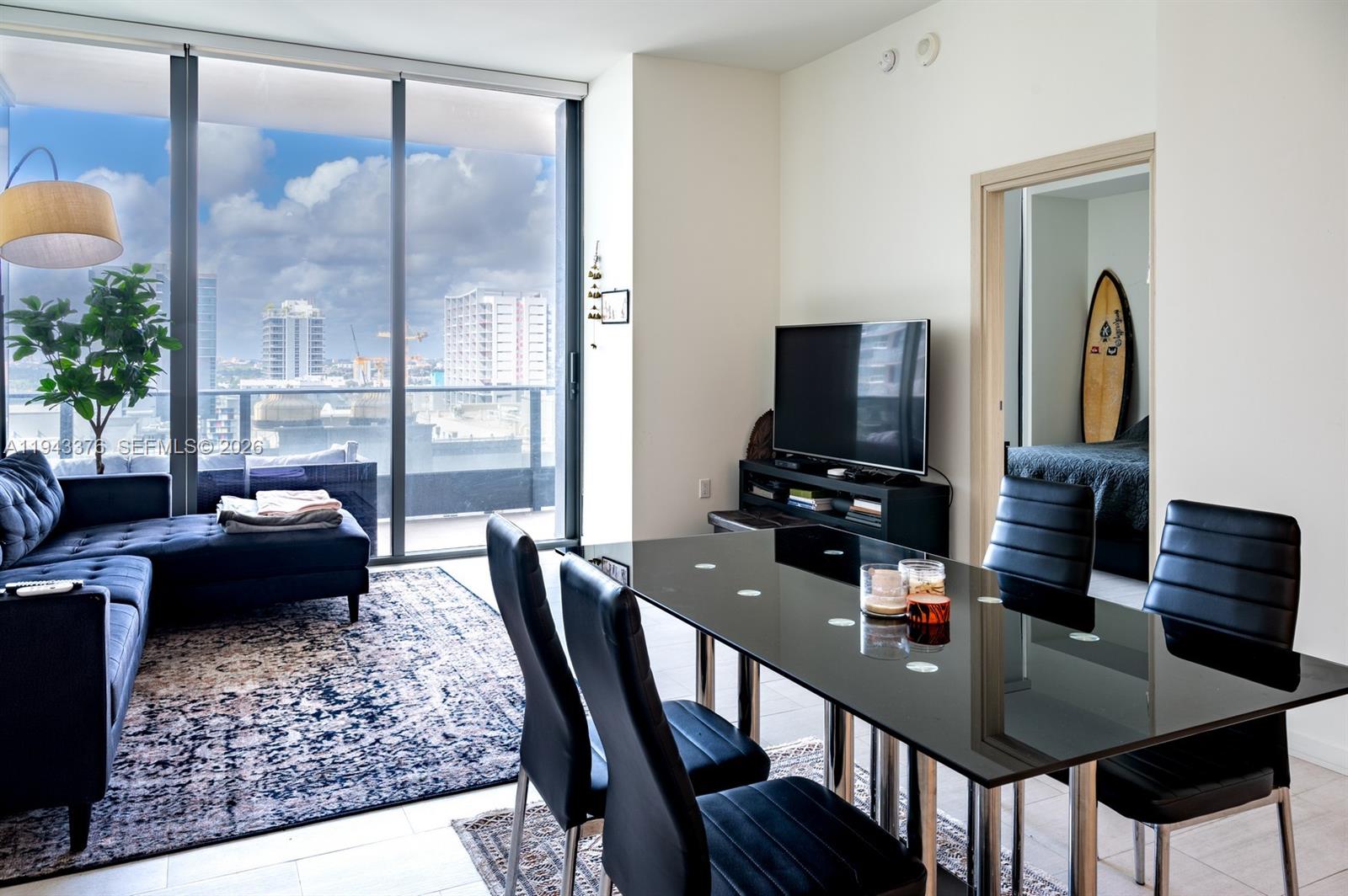 1000 Brickell Plz #1806, Miami FL 33131
