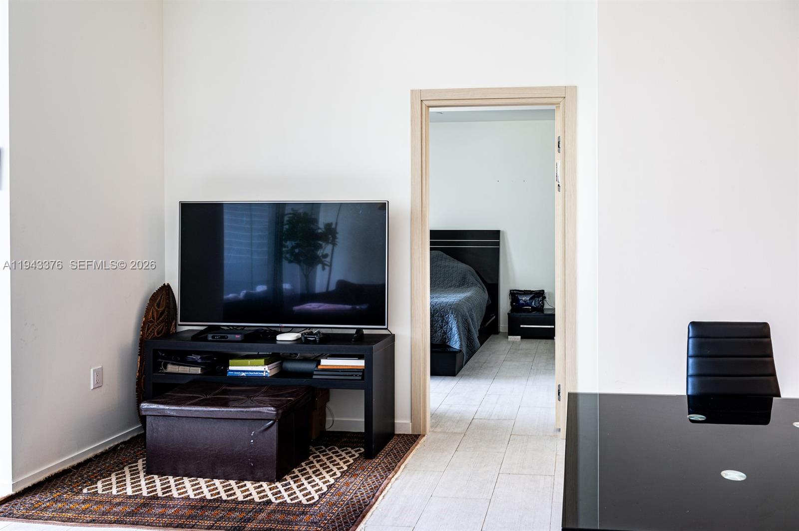 1000 Brickell Plz #1806, Miami FL 33131