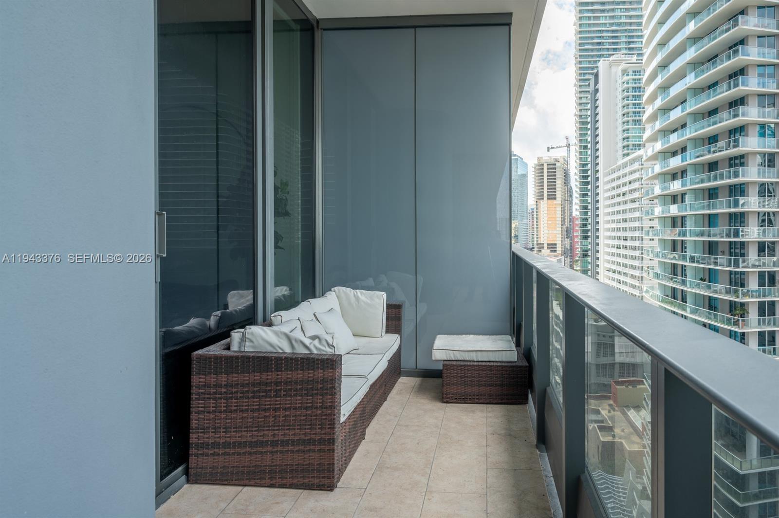 1000 Brickell Plz #1806, Miami FL 33131