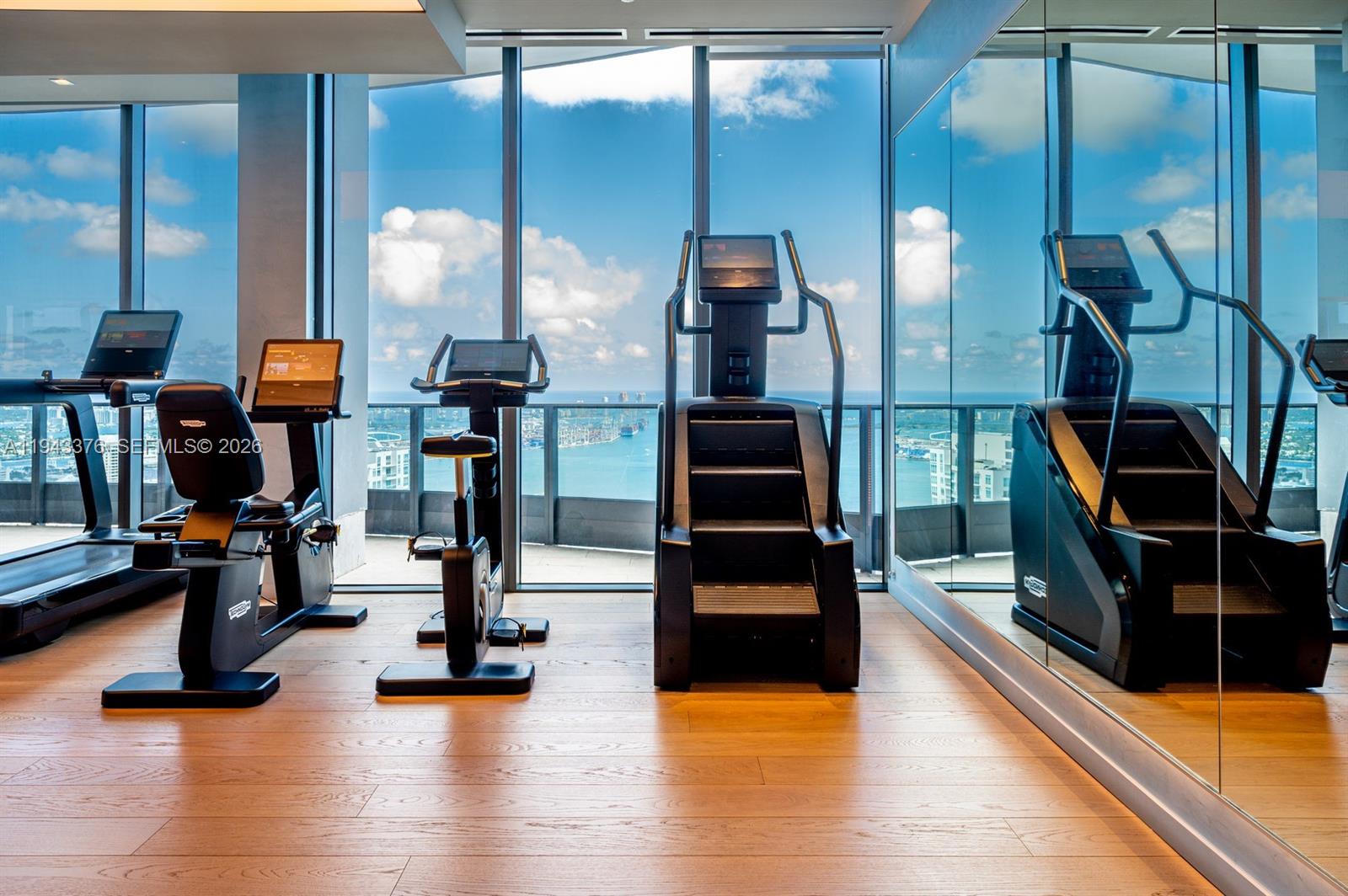 1000 Brickell Plz #1806, Miami FL 33131