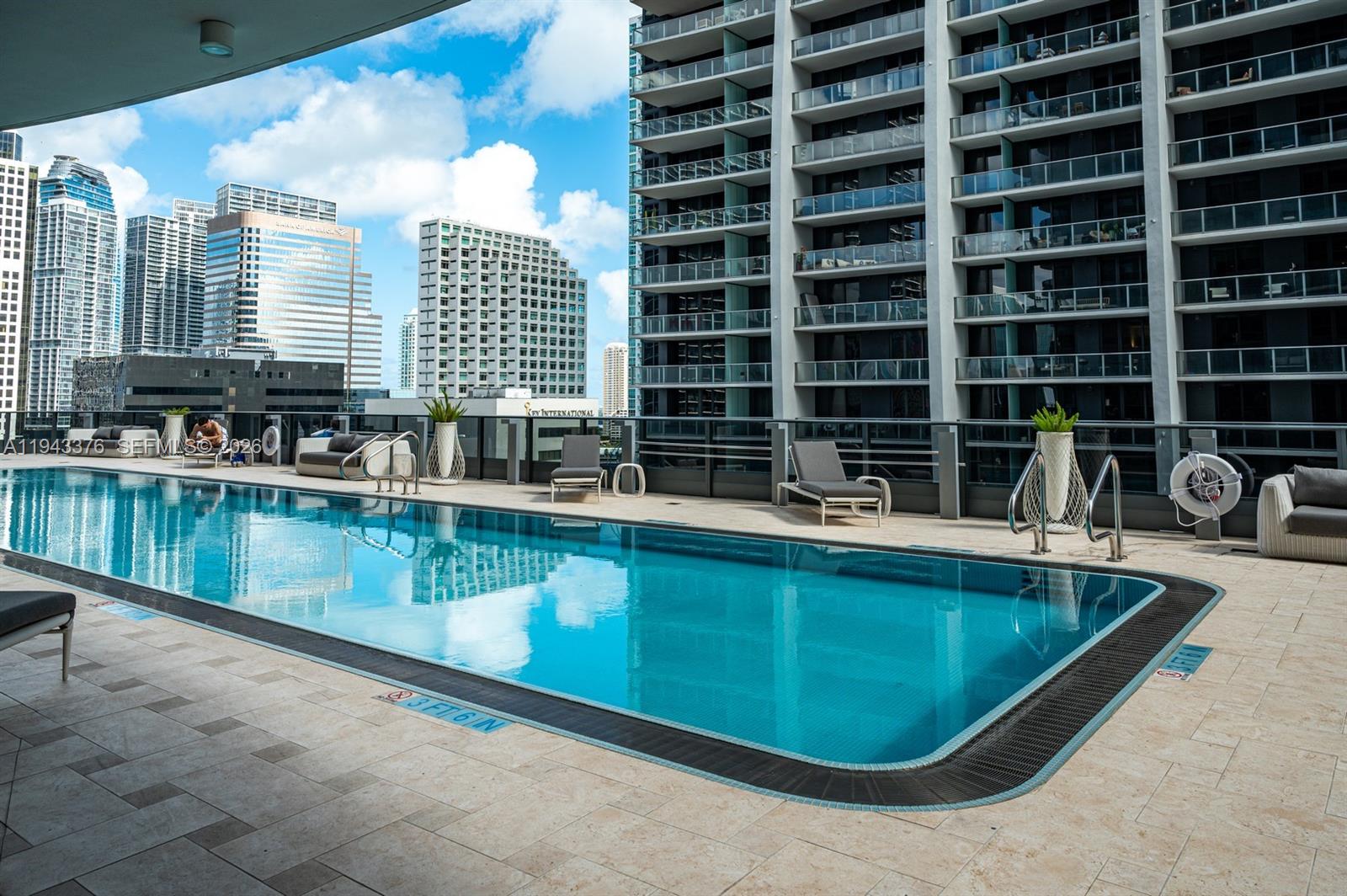 1000 Brickell Plz #1806, Miami FL 33131
