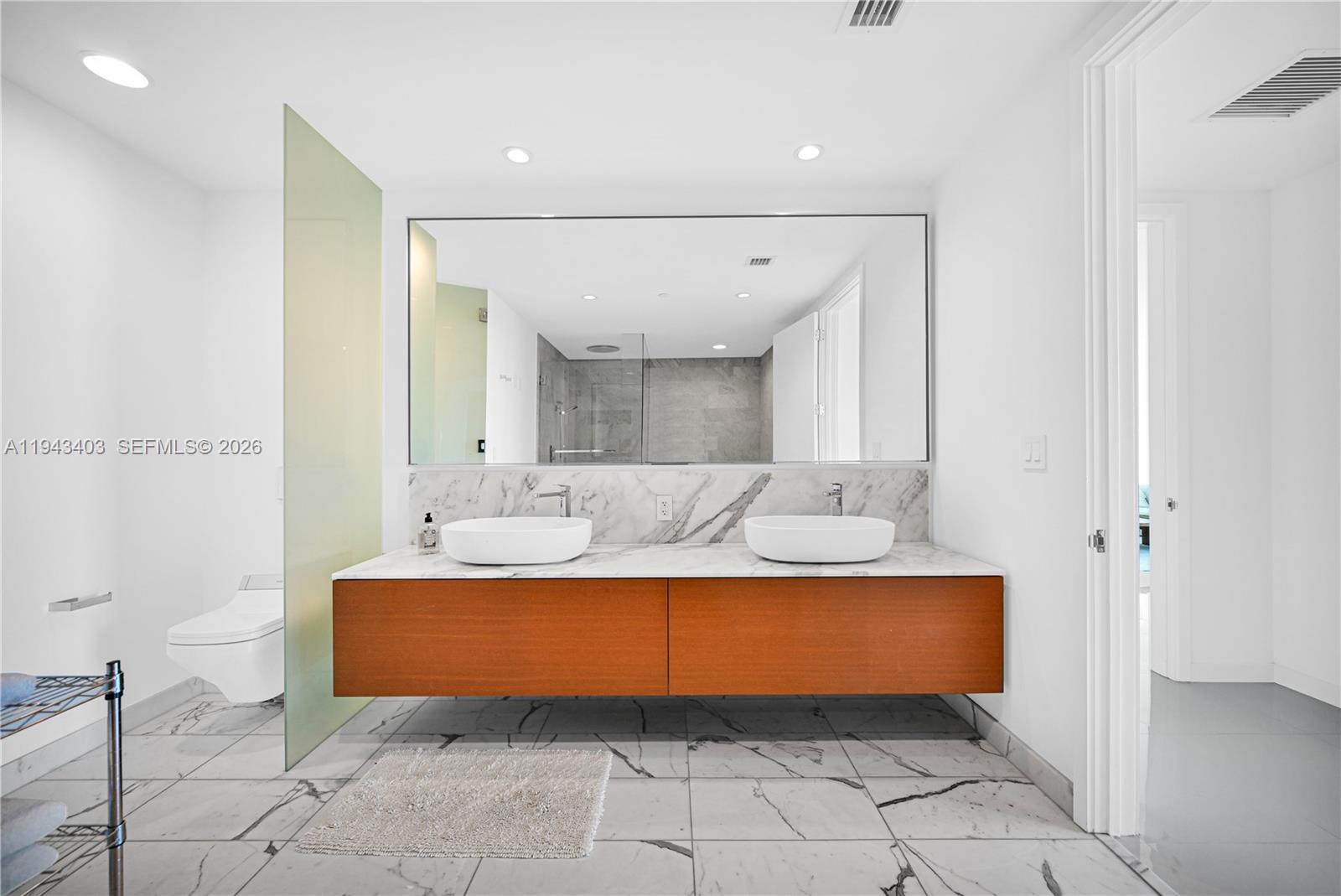 10203 Collins Ave #903, Bal Harbour FL 33154