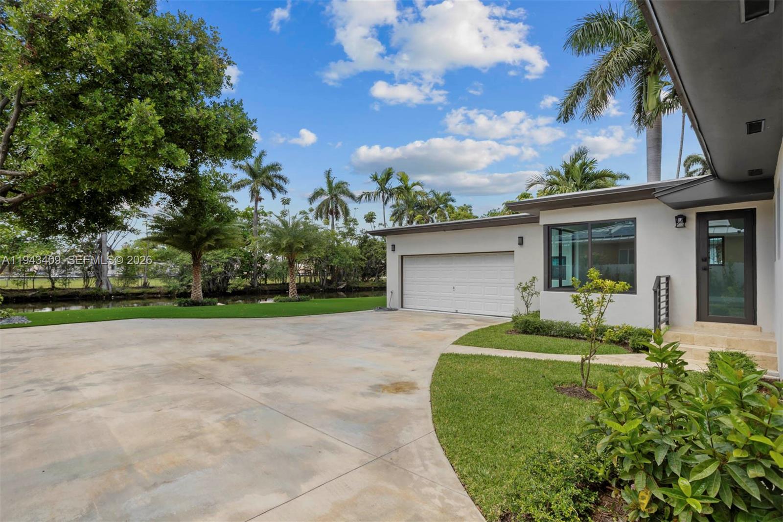 260 NW 86th St, El Portal FL 33150