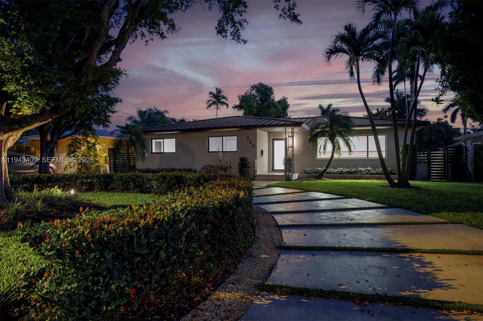 260 NW 86th St, El Portal FL 33150
