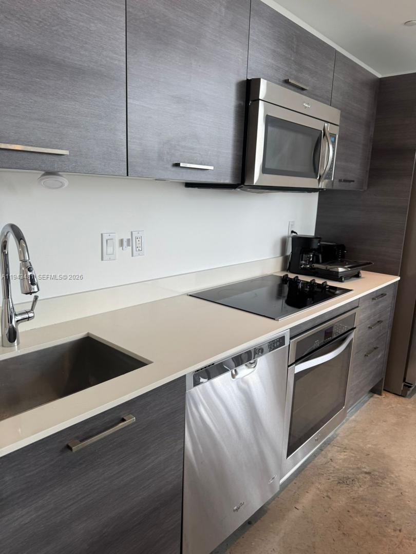 151 SE 1st St #2811, Miami FL 33131
