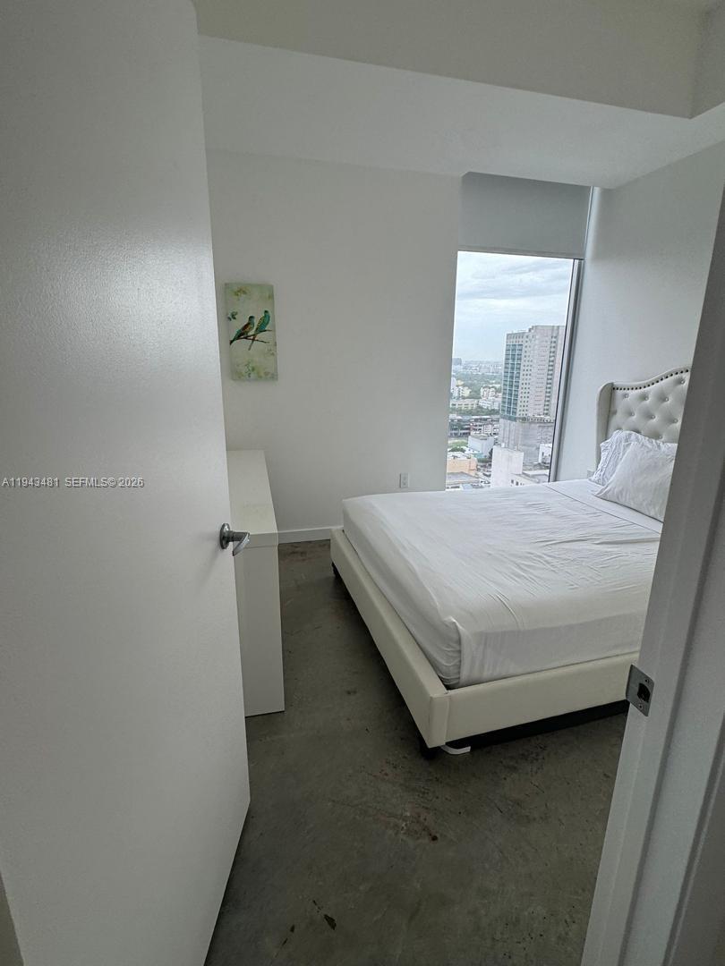 151 SE 1st St #2811, Miami FL 33131