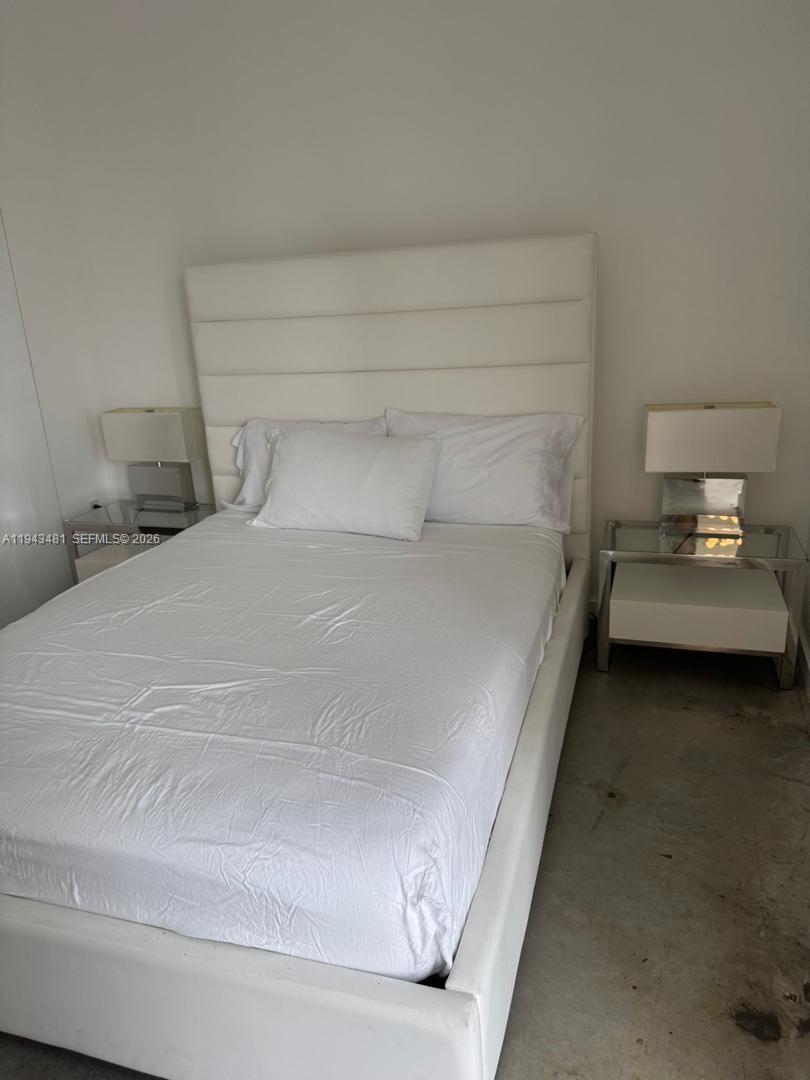 151 SE 1st St #2811, Miami FL 33131