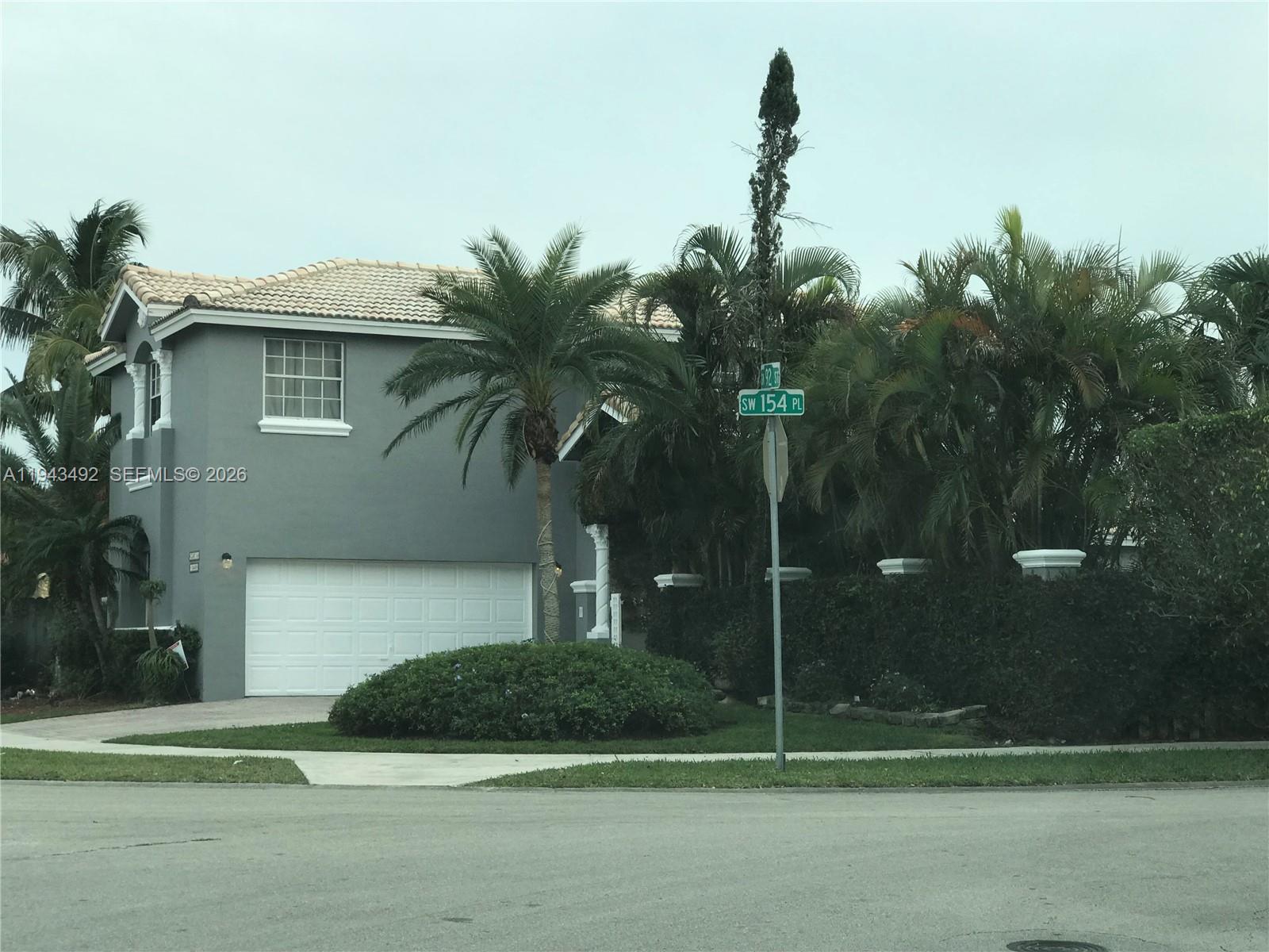 15448 SW 92nd St, Miami FL 33196