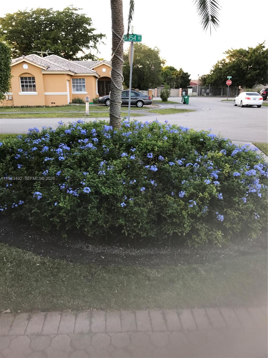 15448 SW 92nd St, Miami FL 33196