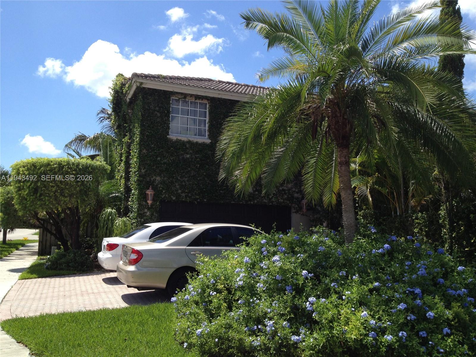 15448 SW 92nd St, Miami FL 33196