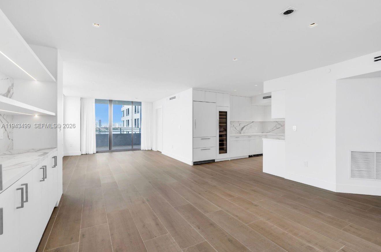1330 West Ave #2708, Miami Beach FL 33139