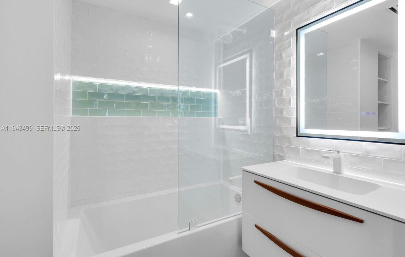 1330 West Ave #2708, Miami Beach FL 33139