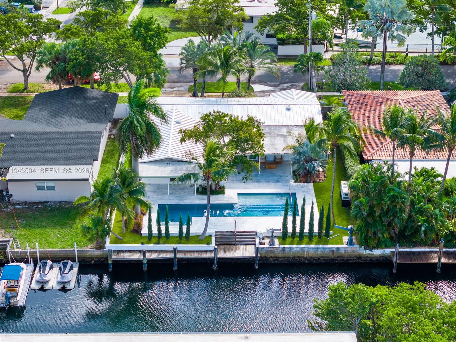 1895 Ixora Rd, North Miami FL 33181