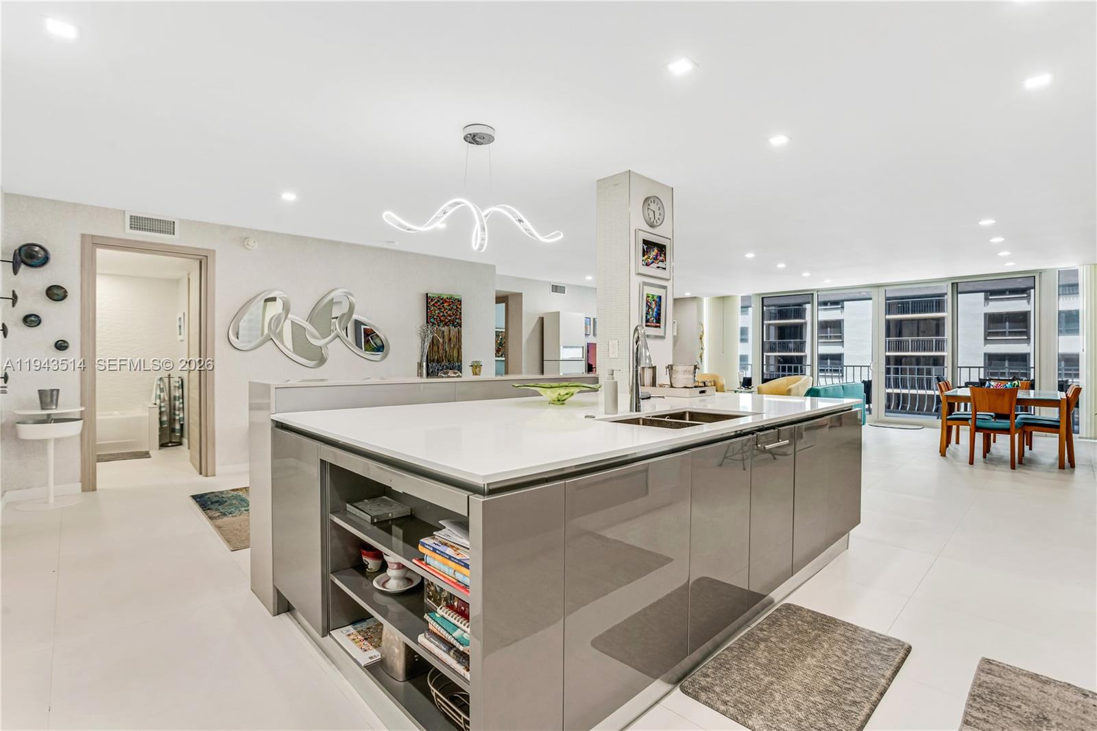 10155 Collins Avenue #606, Bal Harbour FL 33154