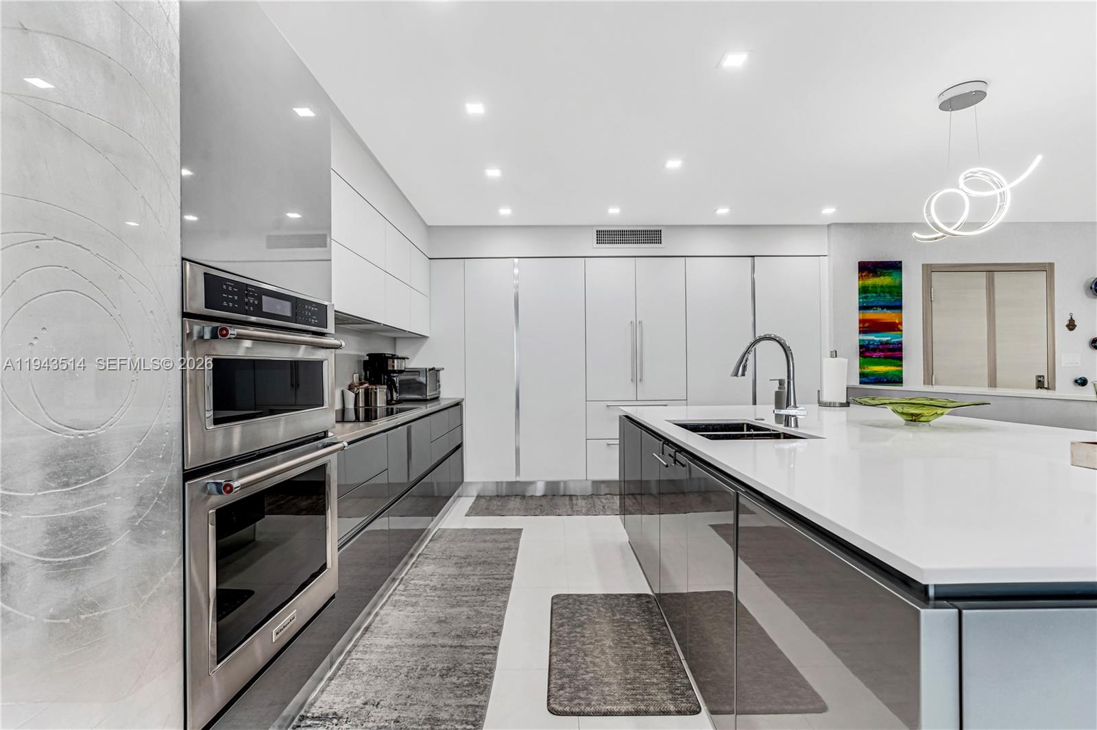 10155 Collins Avenue #606, Bal Harbour FL 33154