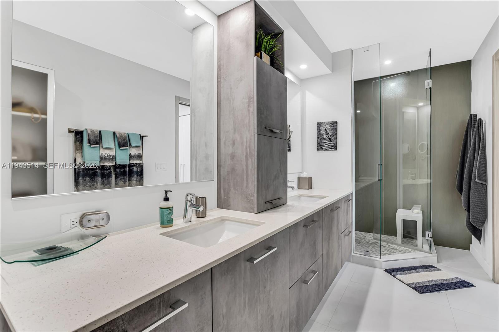 10155 Collins Avenue #606, Bal Harbour FL 33154
