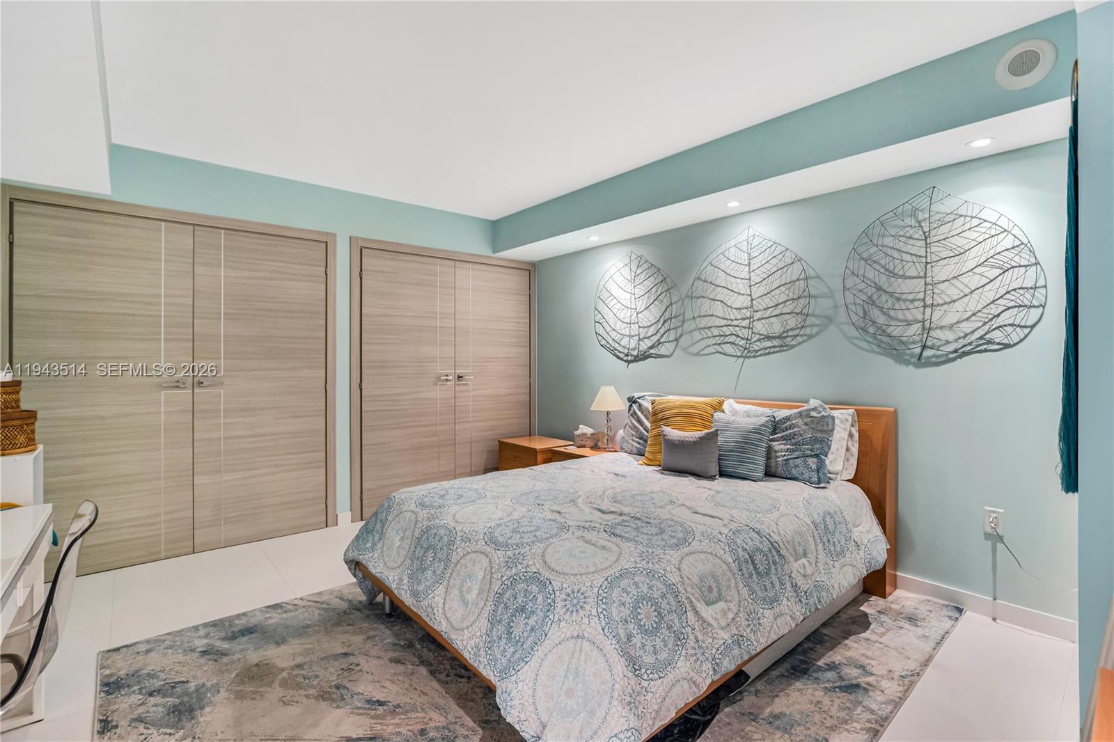 10155 Collins Avenue #606, Bal Harbour FL 33154