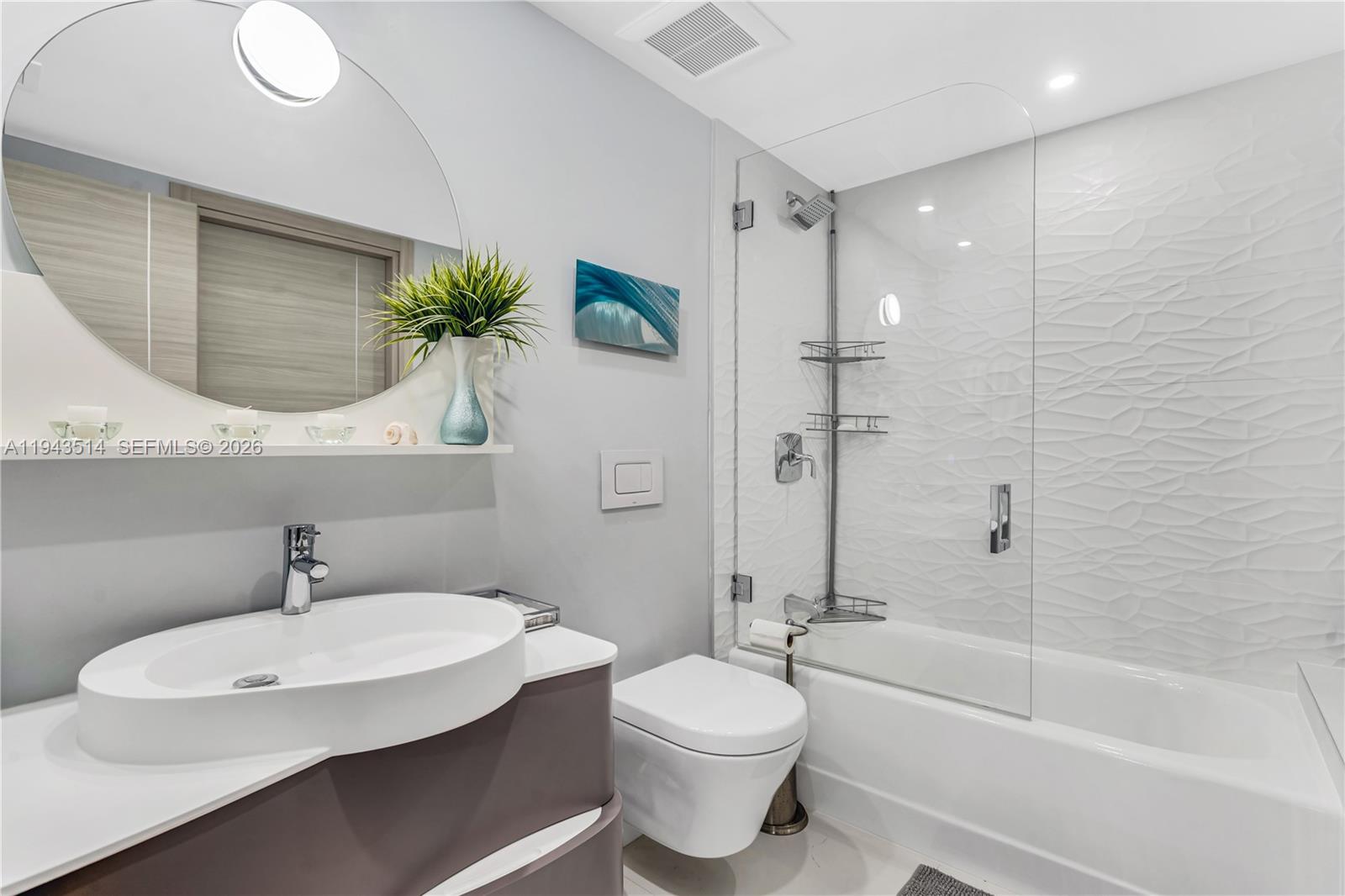 10155 Collins Avenue #606, Bal Harbour FL 33154