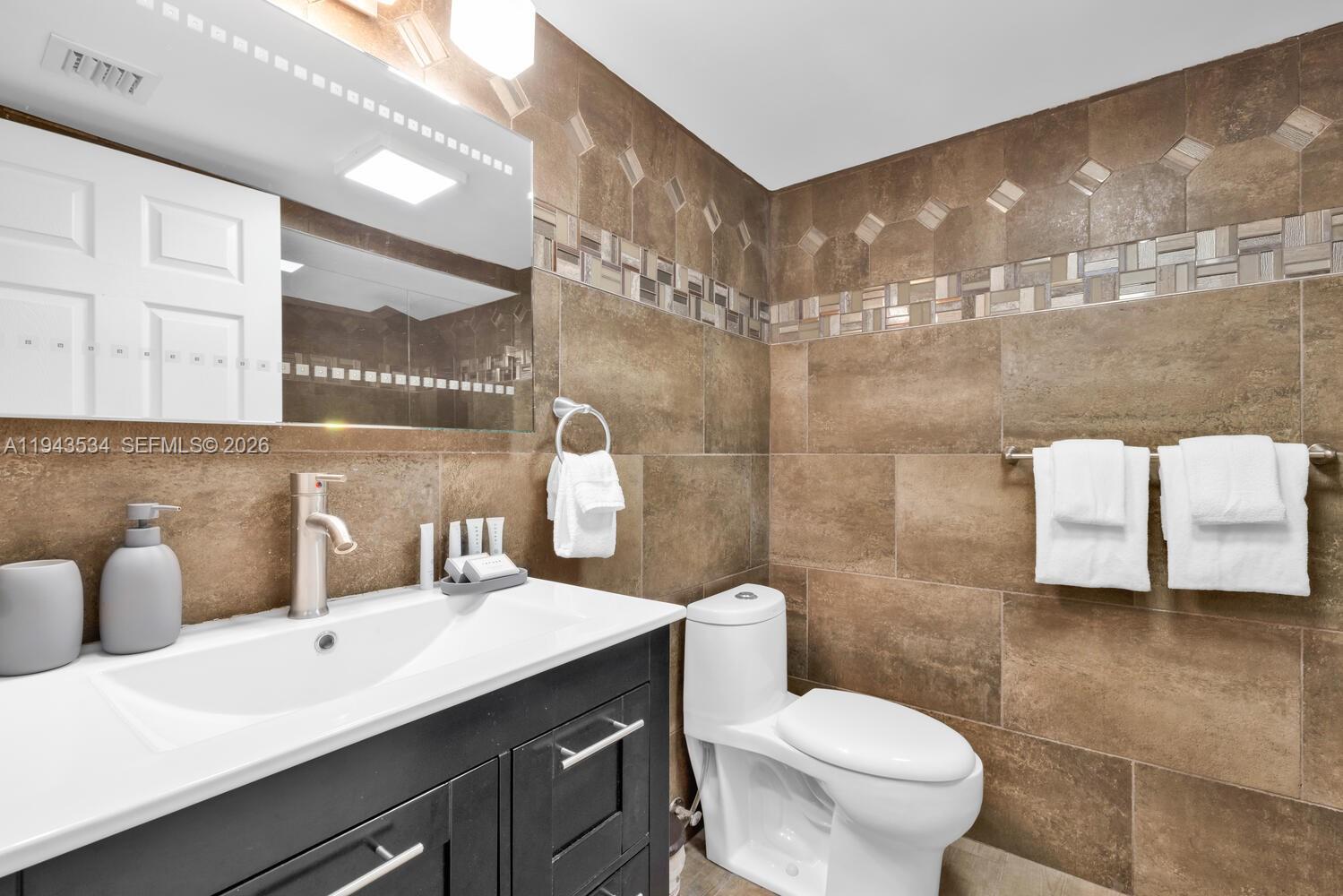 5445 Collins Ave #M9 M10 M11 M12, Miami Beach FL 33140