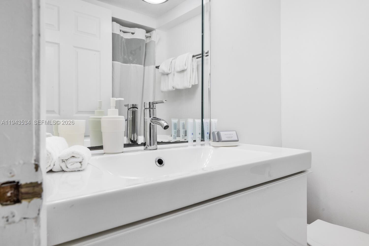 5445 Collins Ave #M9 M10 M11 M12, Miami Beach FL 33140