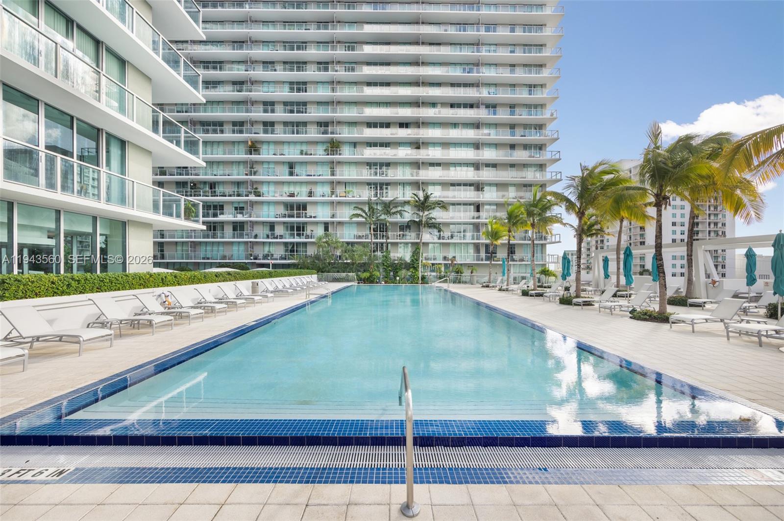 79 SW 12th St #PH3904-S, Miami FL 33130