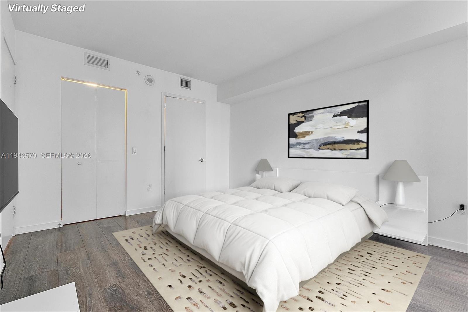31 SE 6th St #2008, Miami FL 33131