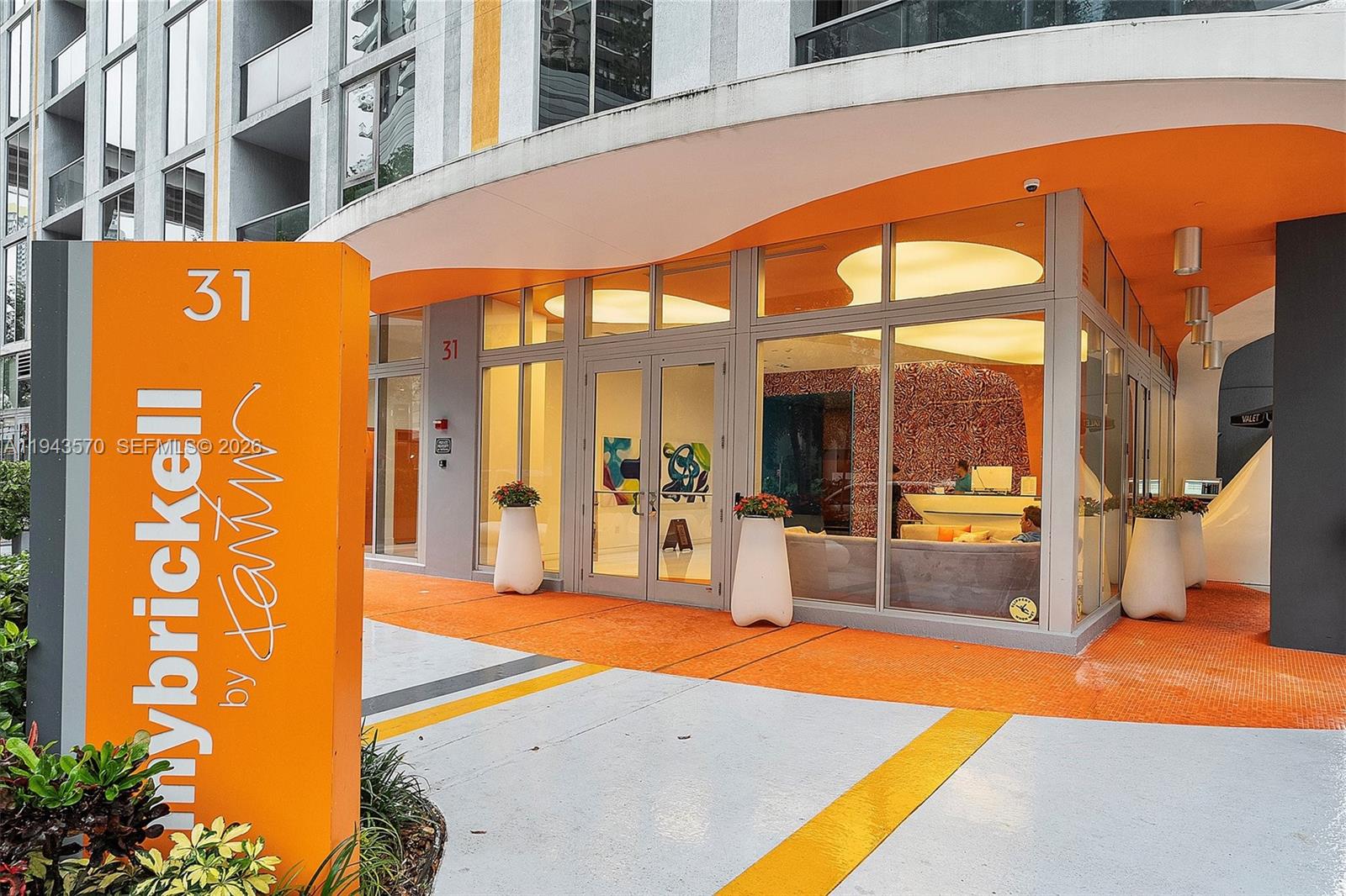 31 SE 6th St #2008, Miami FL 33131