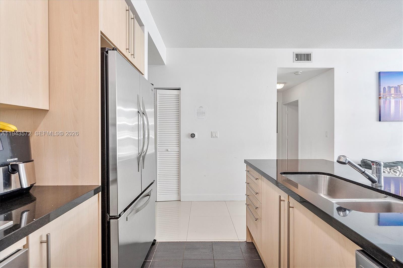 79 SW 12th St #3809S, Miami FL 33130
