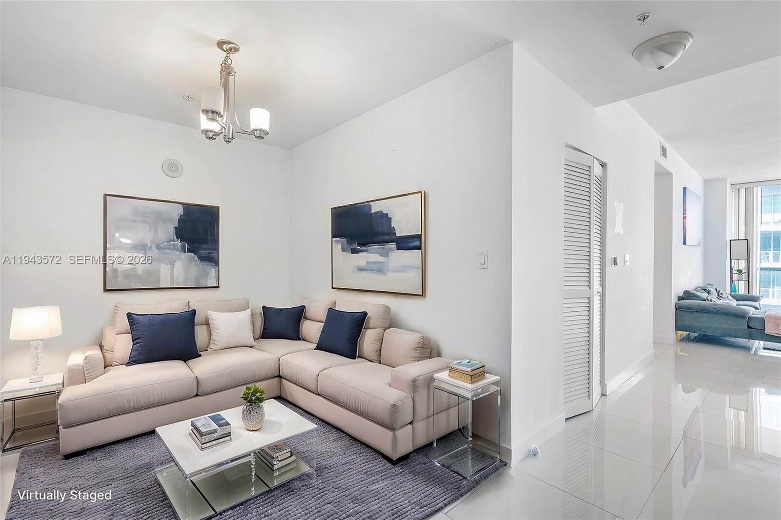 79 SW 12th St #3809S, Miami FL 33130
