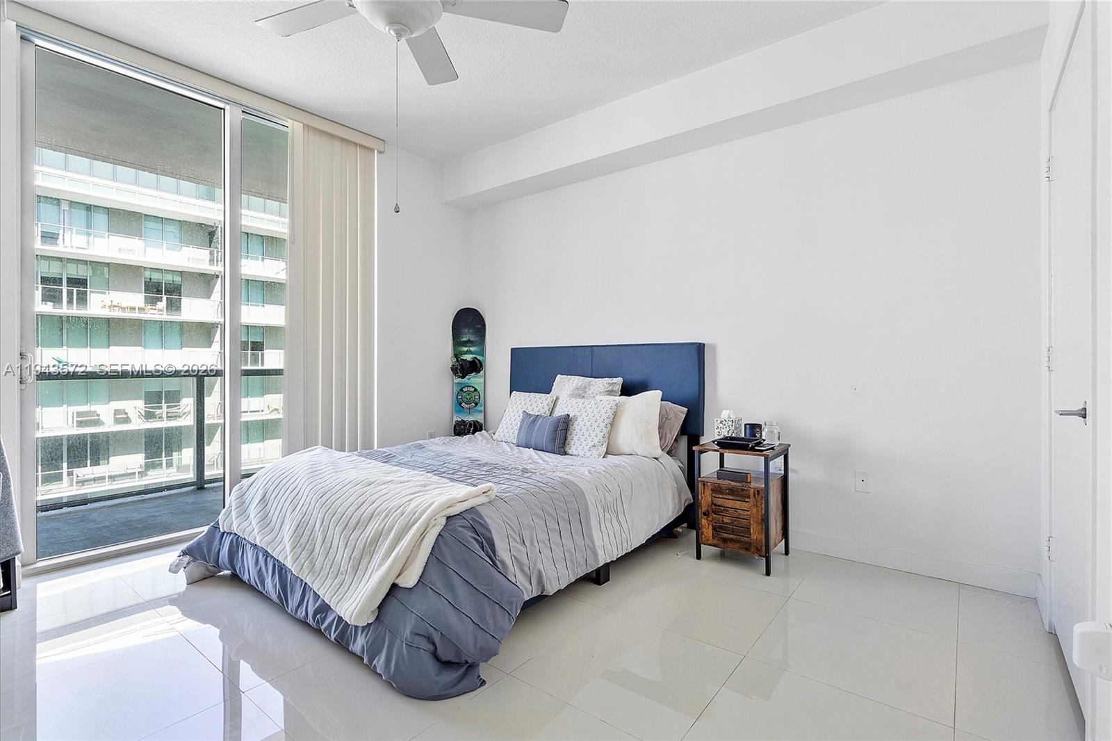 79 SW 12th St #3809S, Miami FL 33130