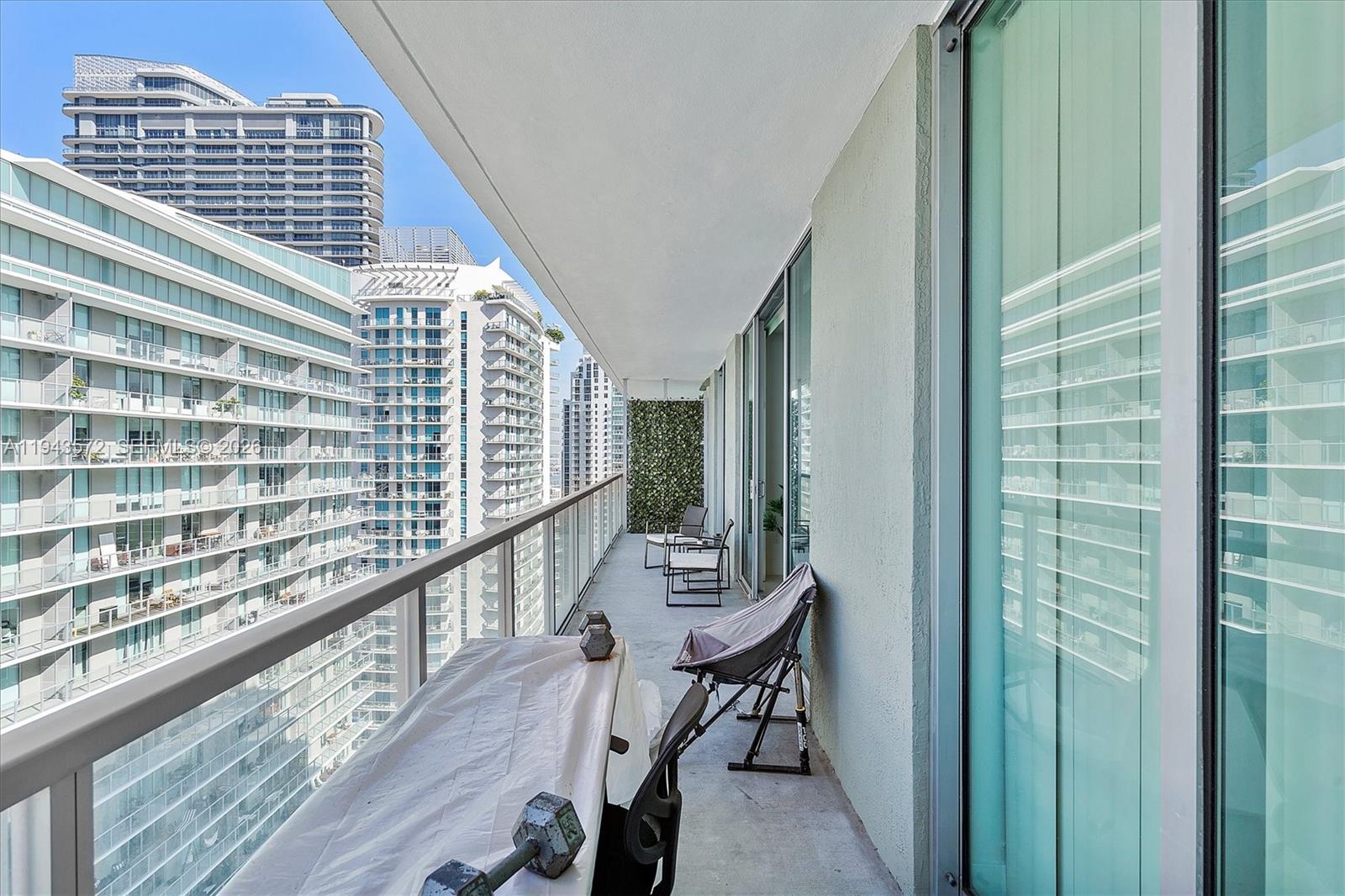 79 SW 12th St #3809S, Miami FL 33130