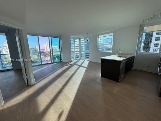 500 Brickell Ave #1502, Miami FL 33131