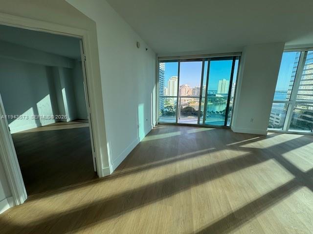 500 Brickell Ave #1502, Miami FL 33131