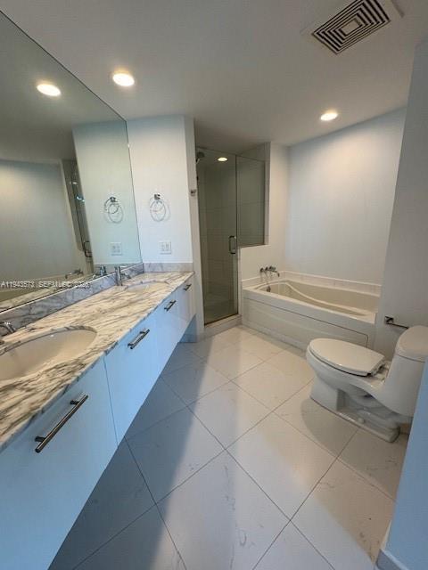 500 Brickell Ave #1502, Miami FL 33131