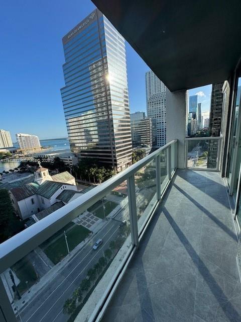 500 Brickell Ave #1502, Miami FL 33131