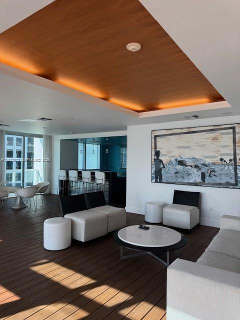 500 Brickell Ave #1502, Miami FL 33131