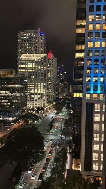 500 Brickell Ave #1502, Miami FL 33131