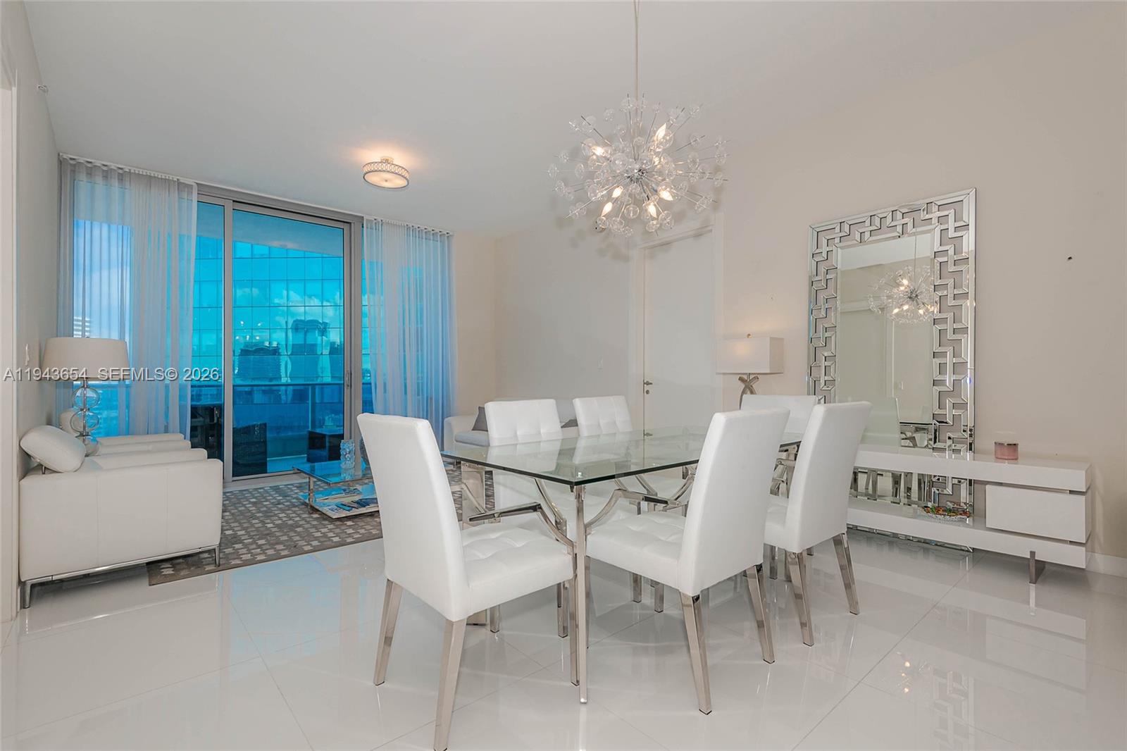200 Biscayne Boulevard Way #5109, Miami FL 33131